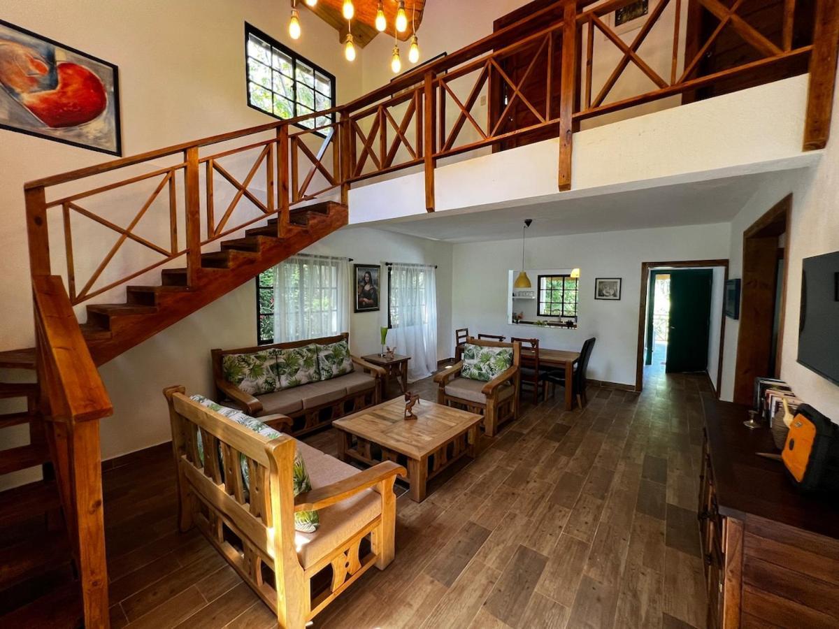 Jarabacoa Villas With Private Pool And Parking Eksteriør billede