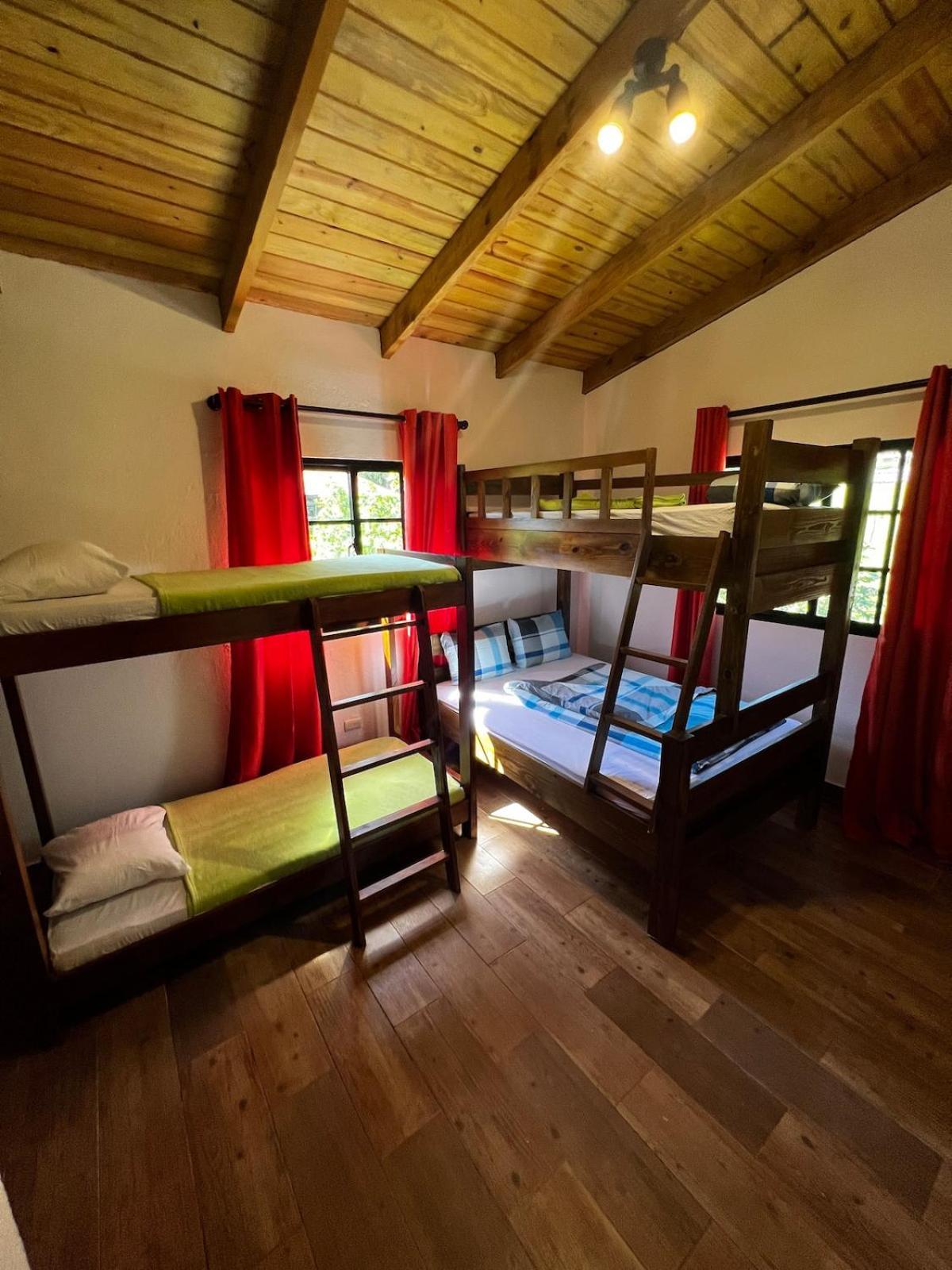 Jarabacoa Villas With Private Pool And Parking Eksteriør billede