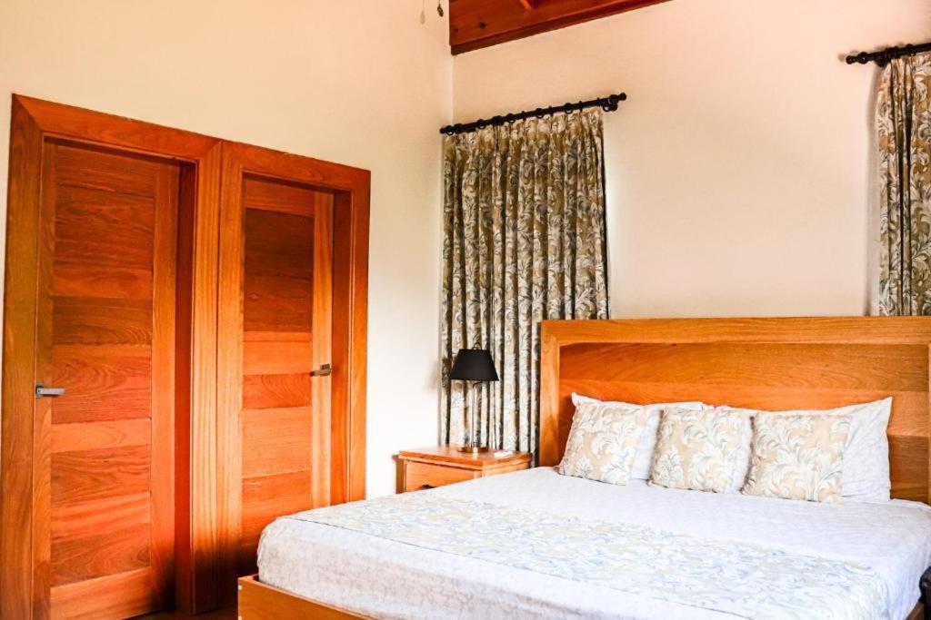 Jarabacoa Villas With Private Pool And Parking Eksteriør billede