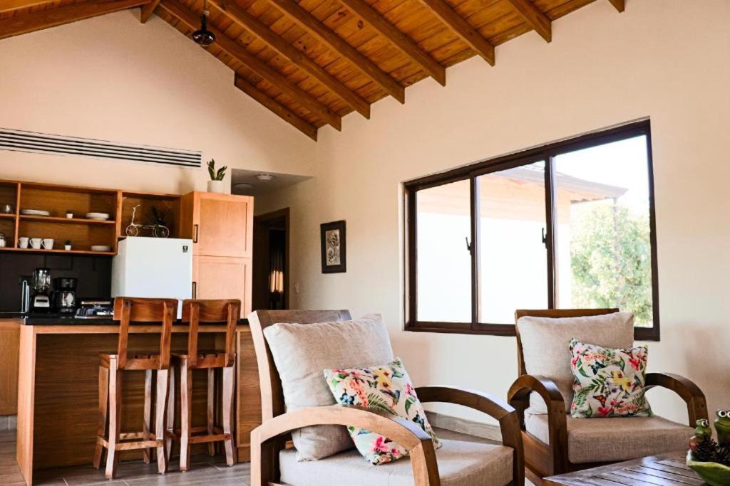 Jarabacoa Villas With Private Pool And Parking Eksteriør billede